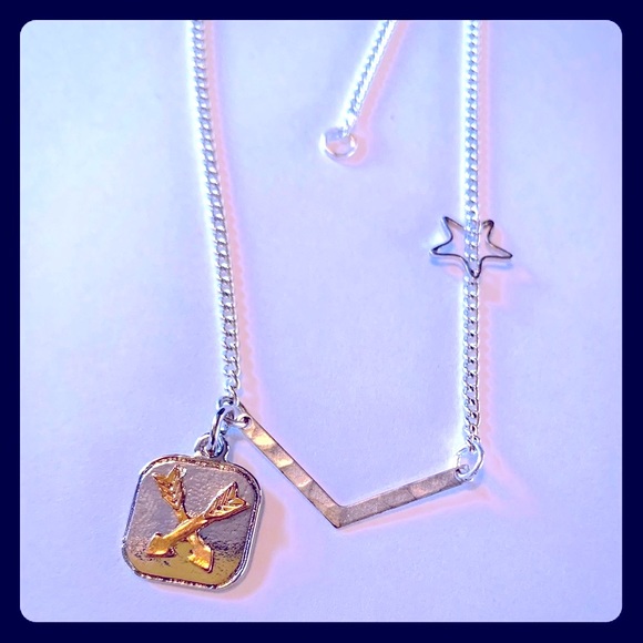 NEW Bow Arrow hand Peaced by Alise necklace sterling silver 18inch fun star - Picture 2 of 5